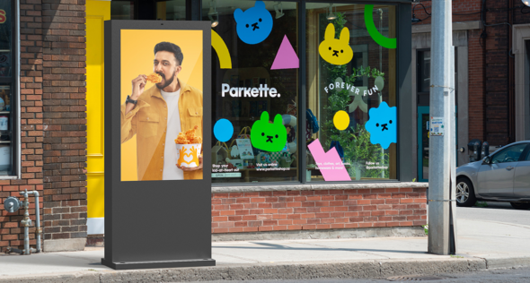 WTD-world-trade-display-solution-dooh-4